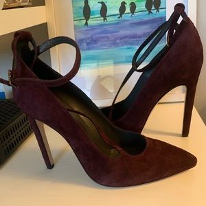 Charles David, Size 8, 4in/10cm, Heels, New in box
